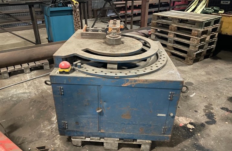 Toyo bar bender B-52